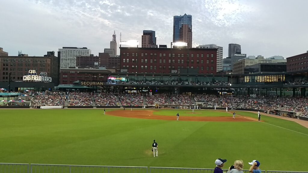 CHS Field en St. Paul, estadio donde se disputó el encuentro descrito. Foto de archivo de 2015, Whollyatheist.