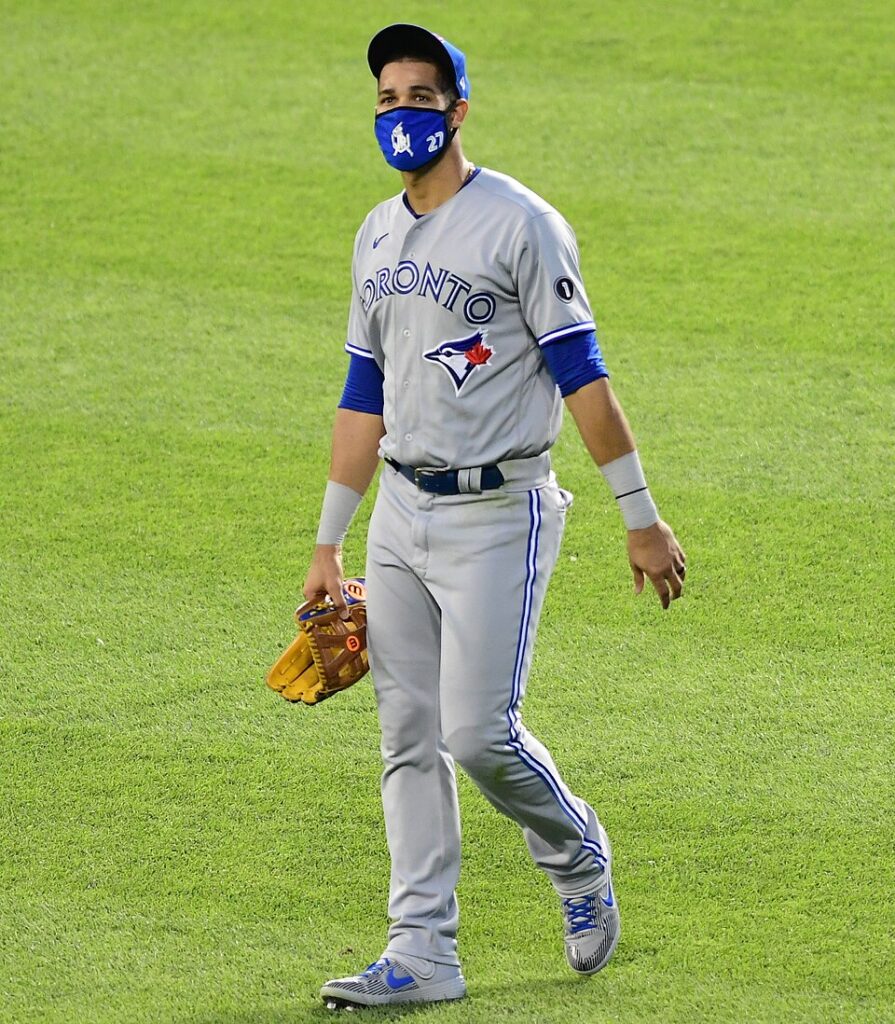Lourdes Gurriel Jr. en su etapa con Toronto, julio de 2020. Foto de archivo de All-Pro Reels; no corresponde al hecho actual.